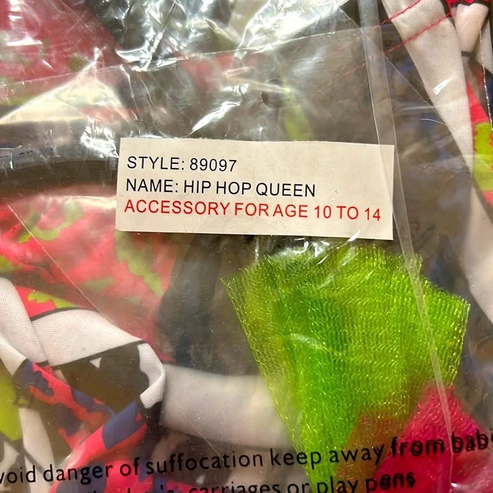 Halloween Costume never opened